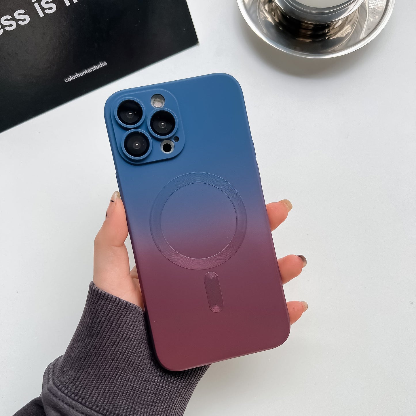 New Liquid Silicone Two-Color Gradient Magnetic with Lens Protector Case for iPhone 14/13/12/Pro/Pro Max