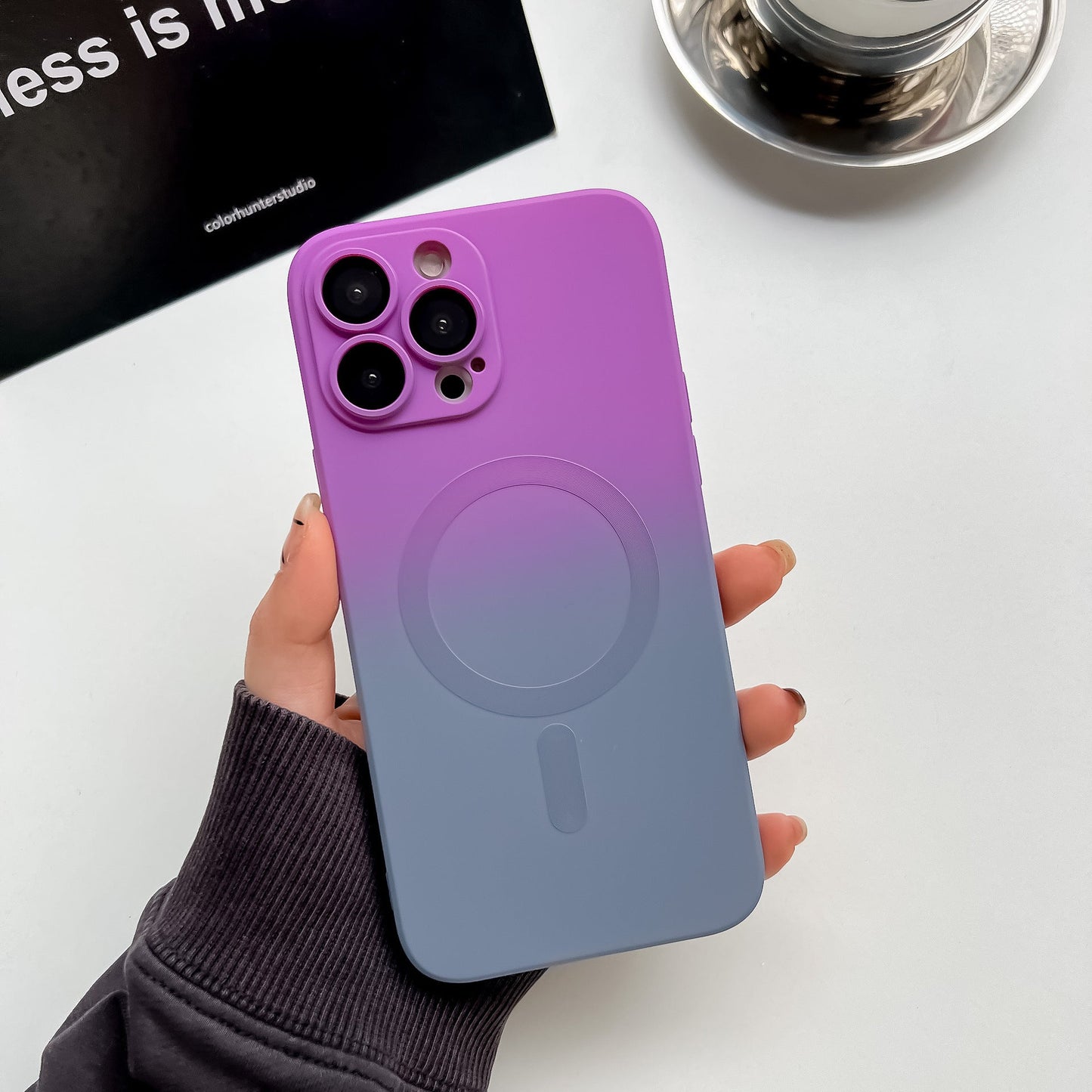 New Liquid Silicone Two-Color Gradient Magnetic with Lens Protector Case for iPhone 14/13/12/Pro/Pro Max